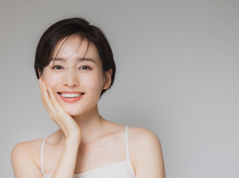 見えない矯正装置で